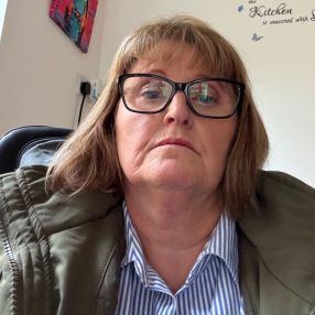 Sandra, Babysitter in Newbridge