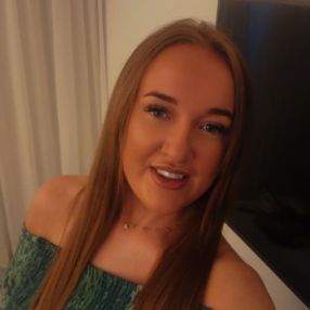 Aine, Babysitter in Cork