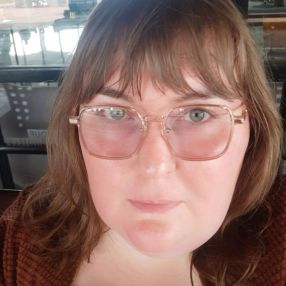 Melissa, Babysitter in Cork