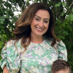 Linda, Babysitter in Letterkenny