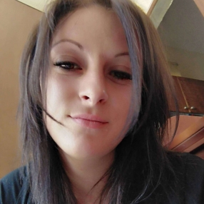 Claudia, Babysitter a Città Metropolitana di Roma