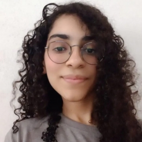 Soukayna, Babysitter a Soresina