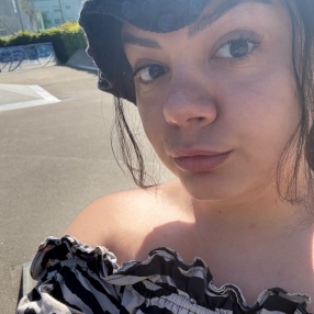 Morena, Babysitter in Villasor