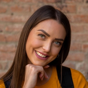 Valentina, Babysitter a Bologna