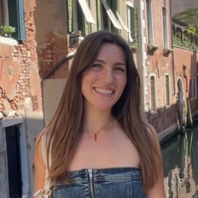 Lucrezia, Babysitter in Monterosi