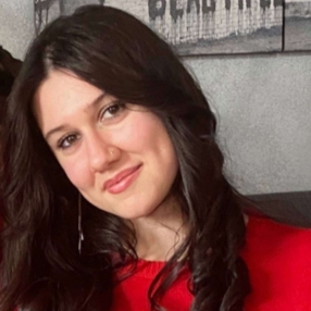 Chiara, Babysitter a Laveno-Mombello