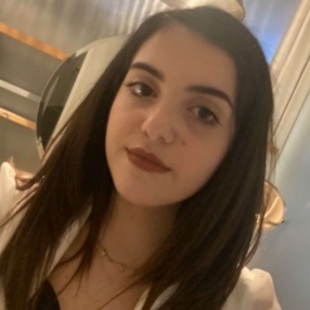 Chiara, Babysitter a San Valentino Torio