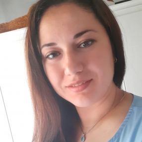 Blerina, Babysitter in Adro