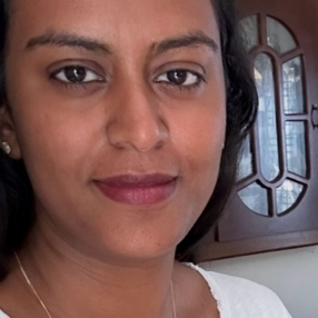 Geethanjali, Babysitter a Cinisello Balsamo