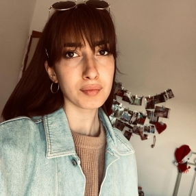veronica, Babysitter a Sant'alberto
