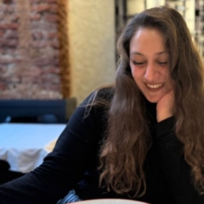 Valentina, Babysitter a Melpignano