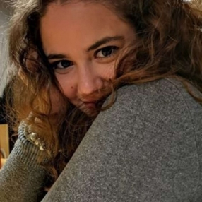 Claudia, Babysitter a Ventimiglia