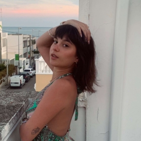 Nicole, Babysitter a Boltiere