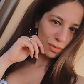 Carmela, Babysitter a Eboli