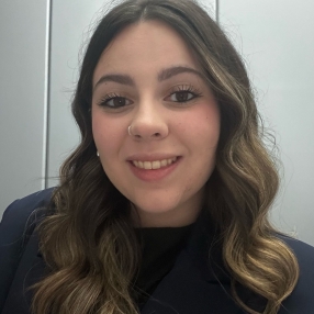 Alessandra, Babysitter a Provincia di Taranto