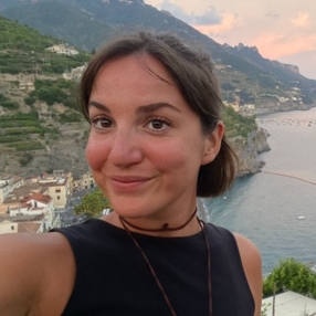 Debora, Babysitter a Torino