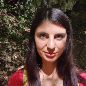 Marzia, Famiglia a Isernia