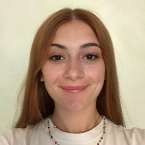 Elena, Babysitter a Sant'Ilario D'enza