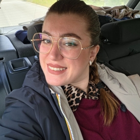 Marianna, Babysitter a Adelfia