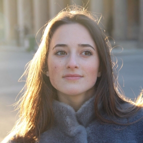 Benedetta, Babysitter a Trezzano Sul Naviglio