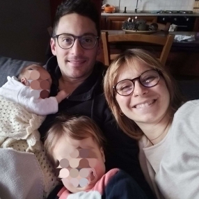 Amelia Ester, Famiglia a Figline Valdarno