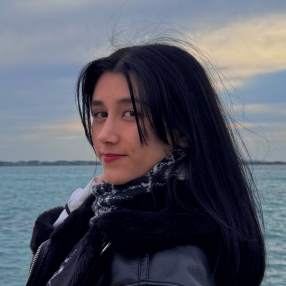 Lucrezia, Babysitter a Lecce