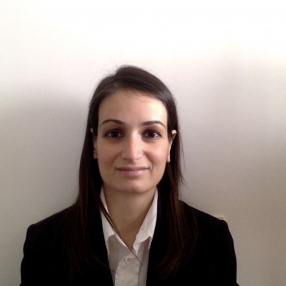 Paola, Babysitter a Cagliari