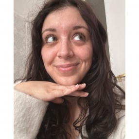 Carlotta, Babysitter a Torino