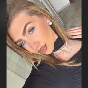 Elisa, Babysitter a Provincia di Caserta