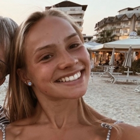 Anna, Babysitter a Cles