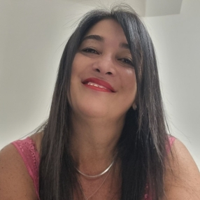 Stefania, Babysitter a Calabria