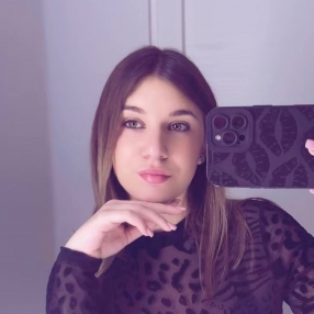 Ramona, Babysitter a Provincia di Parma