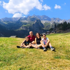 Giulia, Family in Assago