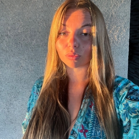 Giulia, Babysitter a Luserna San Giovanni