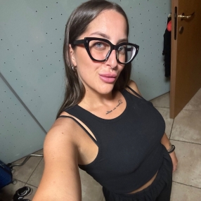 Naomi, Babysitter in Agliana