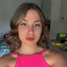 Giulia, Babysitter in None