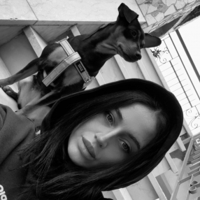 viola, Babysitter a Aversa