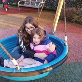 Silvia, Famiglia a Vercelli