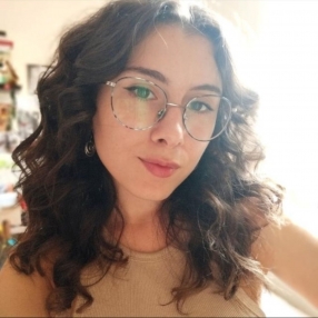 Giulia, Babysitter a Bologna