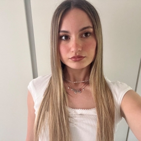 Giulia, Babysitter a Settimo