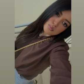 Gloria, Babysitter a Siracusa