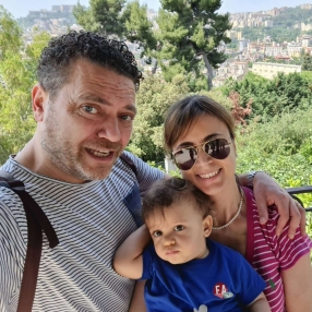 Giovanna, Famiglia a Castelnuovo Dell'abate