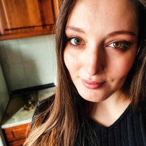 Valeria, Babysitter a Zelo buon Persico