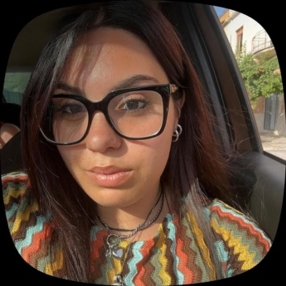 Noemi, Babysitter a Sarno