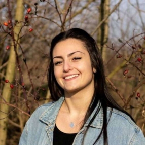 Gabriella, Babysitter in Robecchetto con Induno