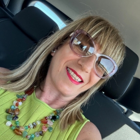 Maria Grazia, Babysitter a Canicattì