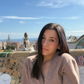 Grazia, Babysitter a Acireale