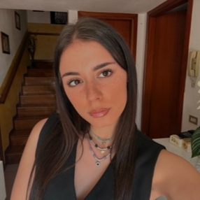 Sofia, Babysitter a Calusco D'adda