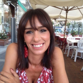 Chiara, Babysitter a Viareggio