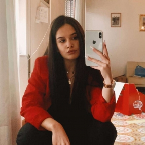 Giulia, Babysitter a Siliqua